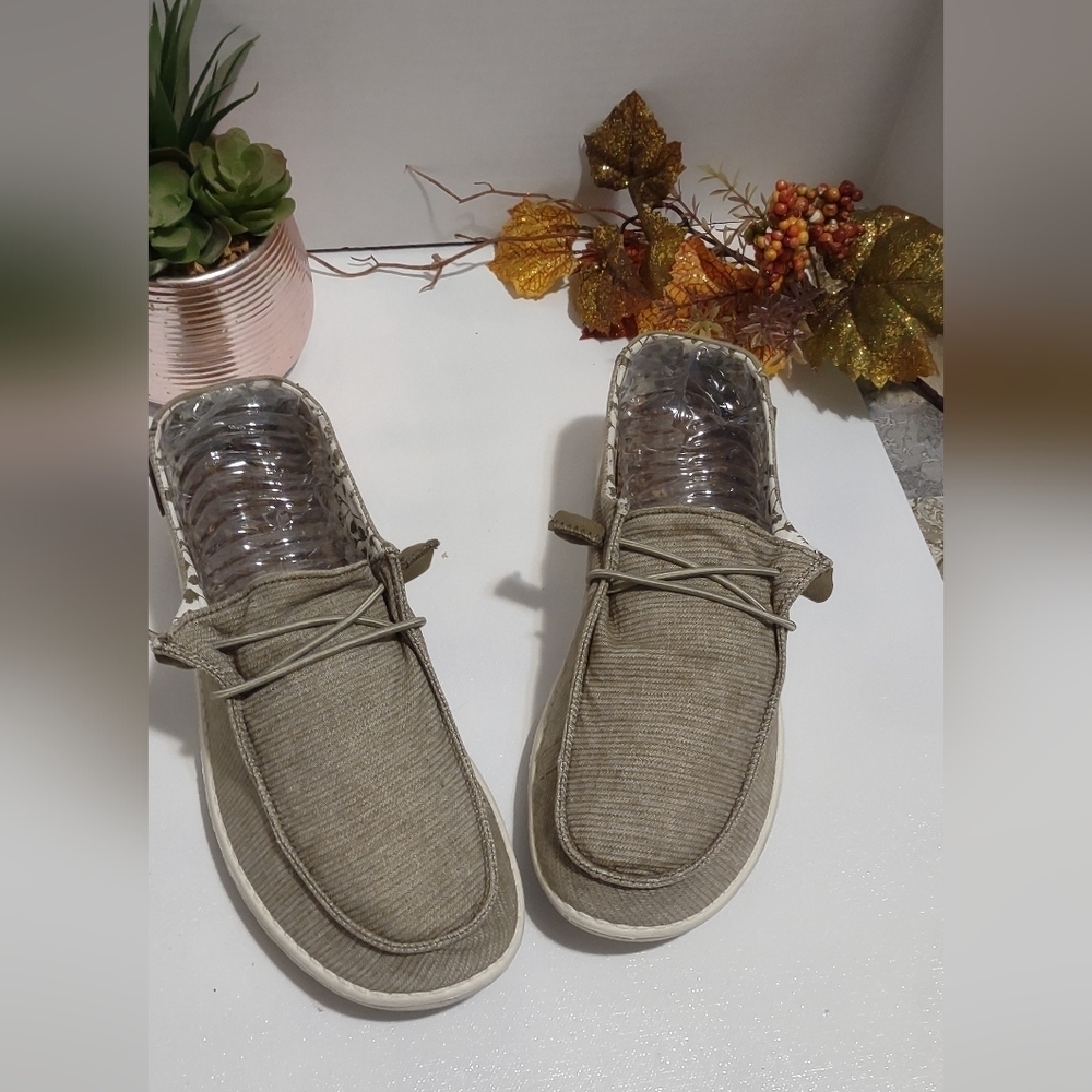 Hey Dude Women's Tan and White Sneakers